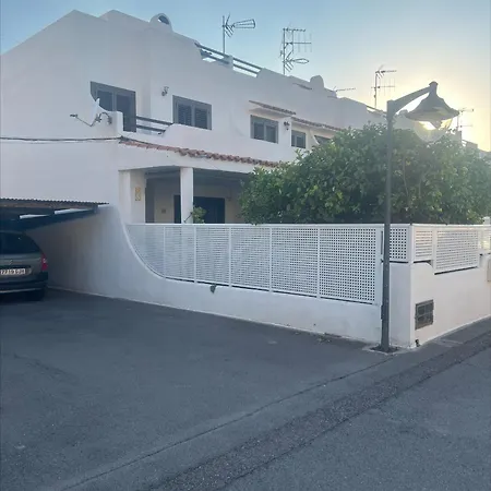 Maison A 300 M De La Et Piscine Collective Vt-41064-cs Holiday home Benicassim